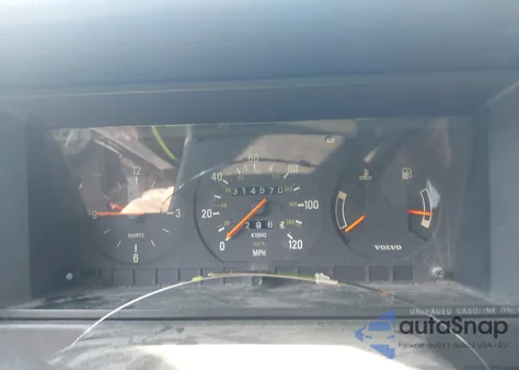 1991 Volvo 240 из США, поврежденный, VIN YV1AA8843M1456950